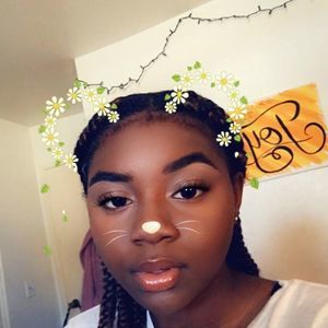 Meet your Posher, Brianna